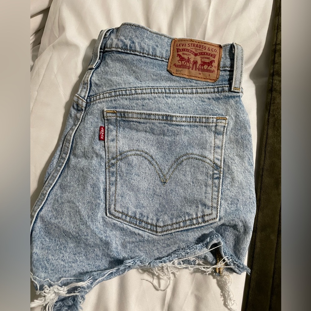 Levi’s 501 Denim cutoff Shorts. Size 28.